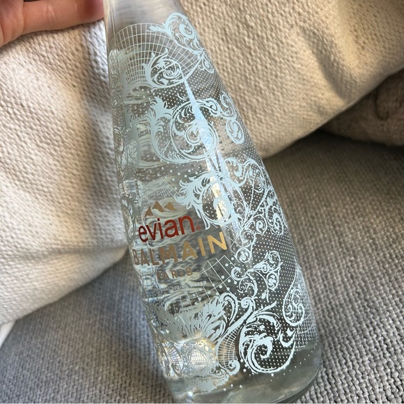BALMAIN X EVIAN 2022 LIMITED EDITION 75CL GLASS BOTTLE unopened SET OF 2 - Picture 7 of 9